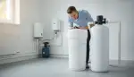 Der smarte Sole-Profi: Warum der 70-Liter-Salzsolebehälter mit Schwimmerventil Ihre Wasserenthärtung revolutioniert